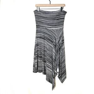 Ann Taylor black white striped asymmetrical strapless casual dress medium M B136